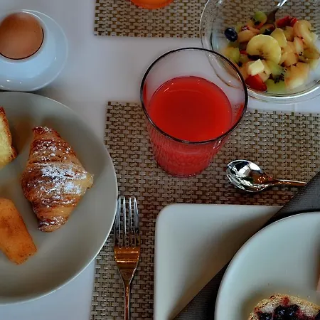 Vieulif فندق مبيت وإفطار Moniga del Garda